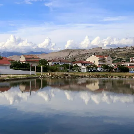 Apartment Ria2 Pag