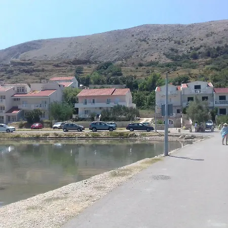 Apartment Ria2 Pag